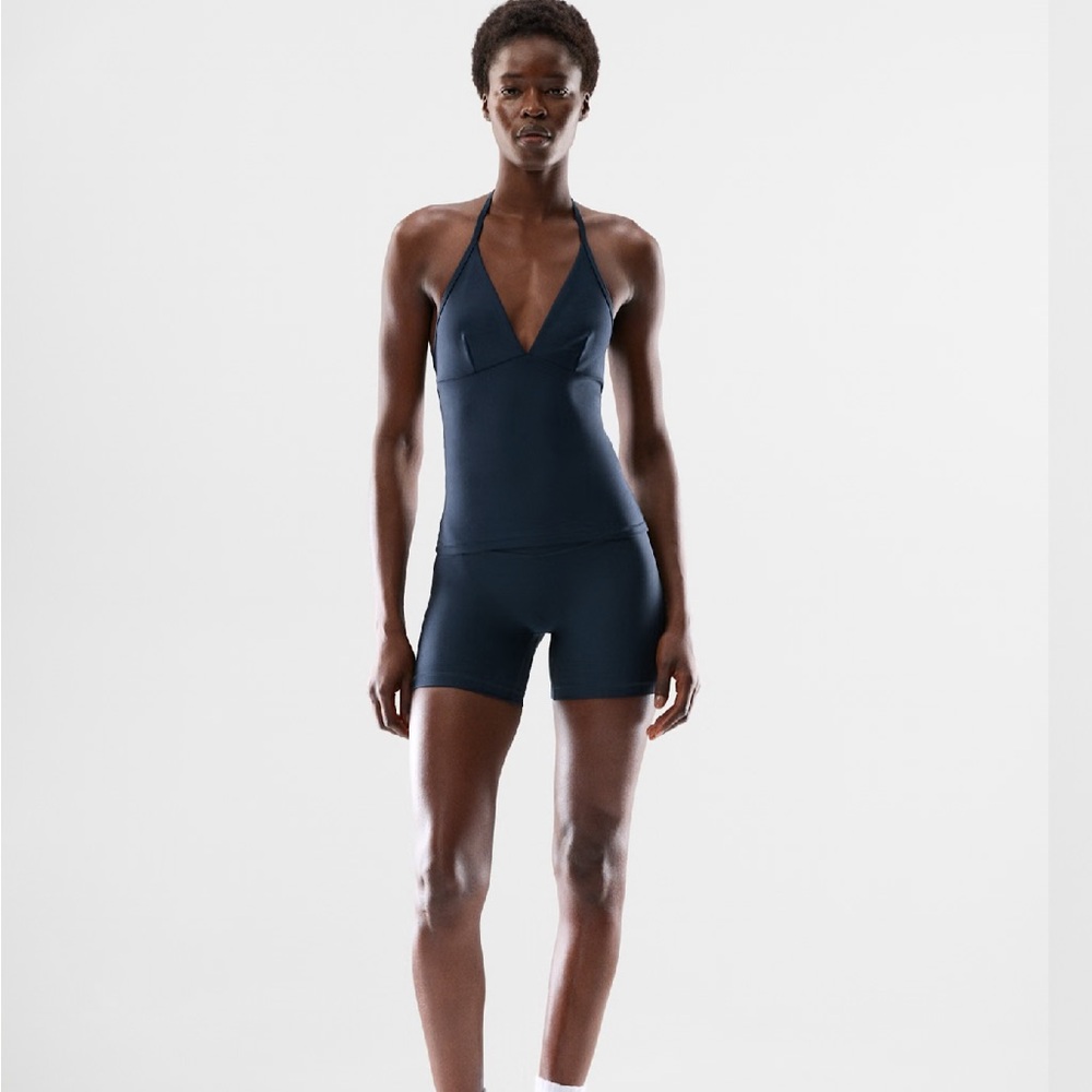 Aritzia GloTone Workout Set in Admiral